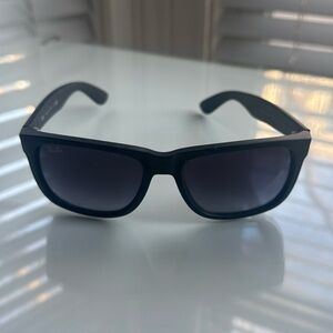 Ray-Ban Unisex Sunglasses